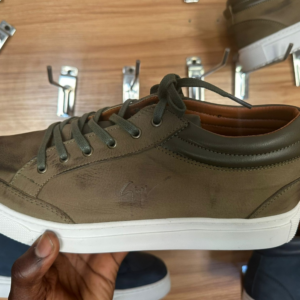 Sneakers Cuir Semelle blanche