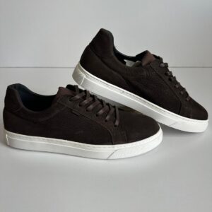 Sneaker cuir grainé marron – semelle blanche